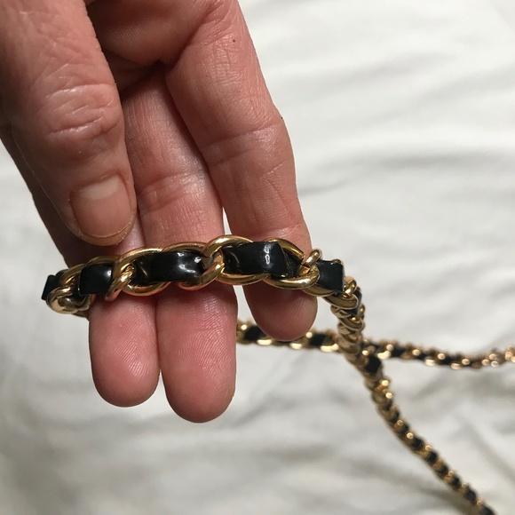 Vintage Woven Mini Top Handle Bag with Gold Chain Strap - Picture 15 of 15